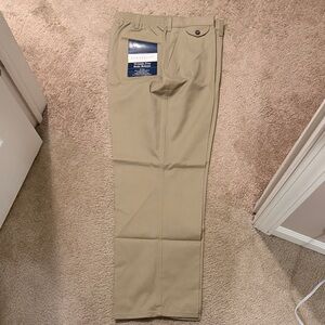 Men's Towncraft Wrinkle Free Stain Release Tan 38W x 29L Pants, NWT